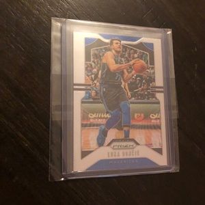 2019 Panini Prizm Luka Doncic Card #75